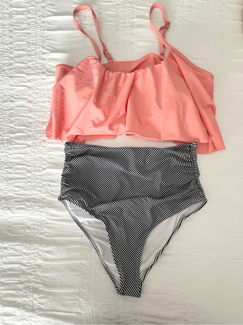 Cupshe Coral Ruffle Bikini Top with Black & White High Waist Bottoms size large
